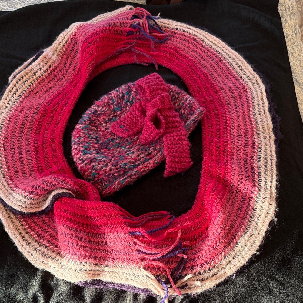 Stylish Pink and Red Knit Scarf and Hat Set